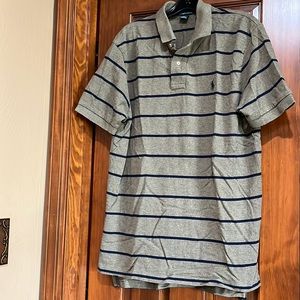 Men’s Large Polo collared shirt size Large